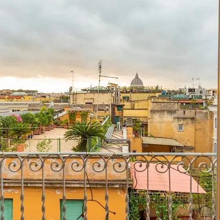 Daire Skyline Penthouse With Private Rooftop *