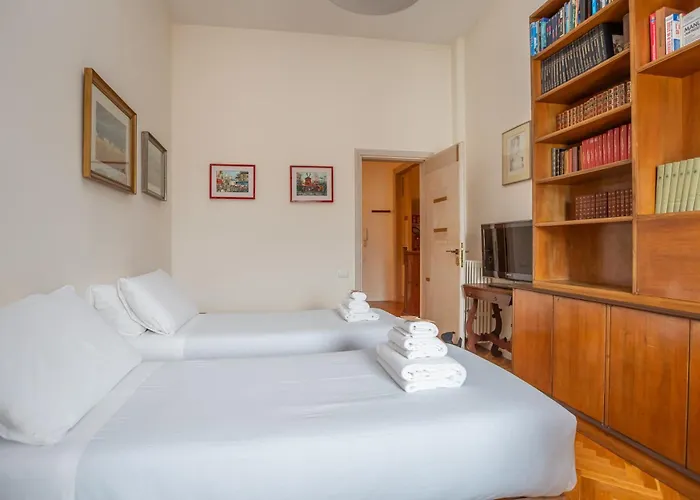 Апартаменты Skyline Penthouse With Private Rooftop