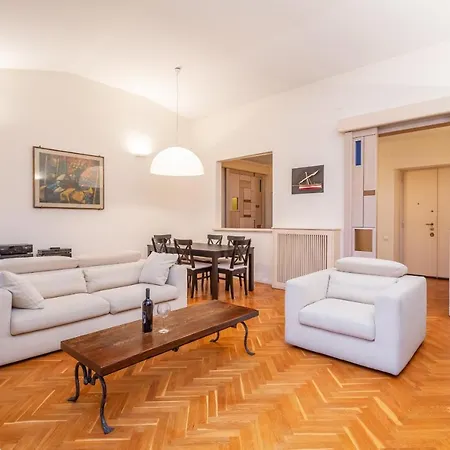 Skyline Penthouse With Private Rooftop Daire *