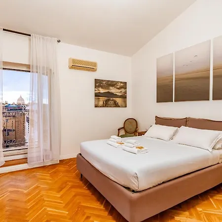 Skyline Penthouse With Private Rooftop Daire Roma