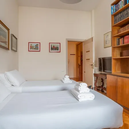 Daire Skyline Penthouse With Private Rooftop